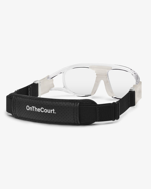 onthecourt_model_001_clr_treqback